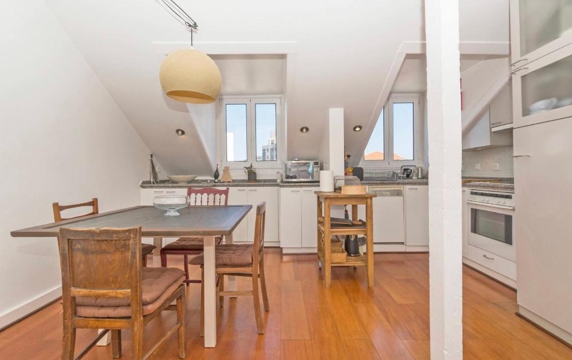 Appartamento Rato Sunny Terrace Lisbona Esterno foto